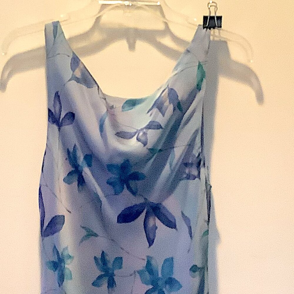 Jade Couture -Sexy Sleeveless  Dress, scooped neckline with flirty hem, size 10 - Picture 13 of 13